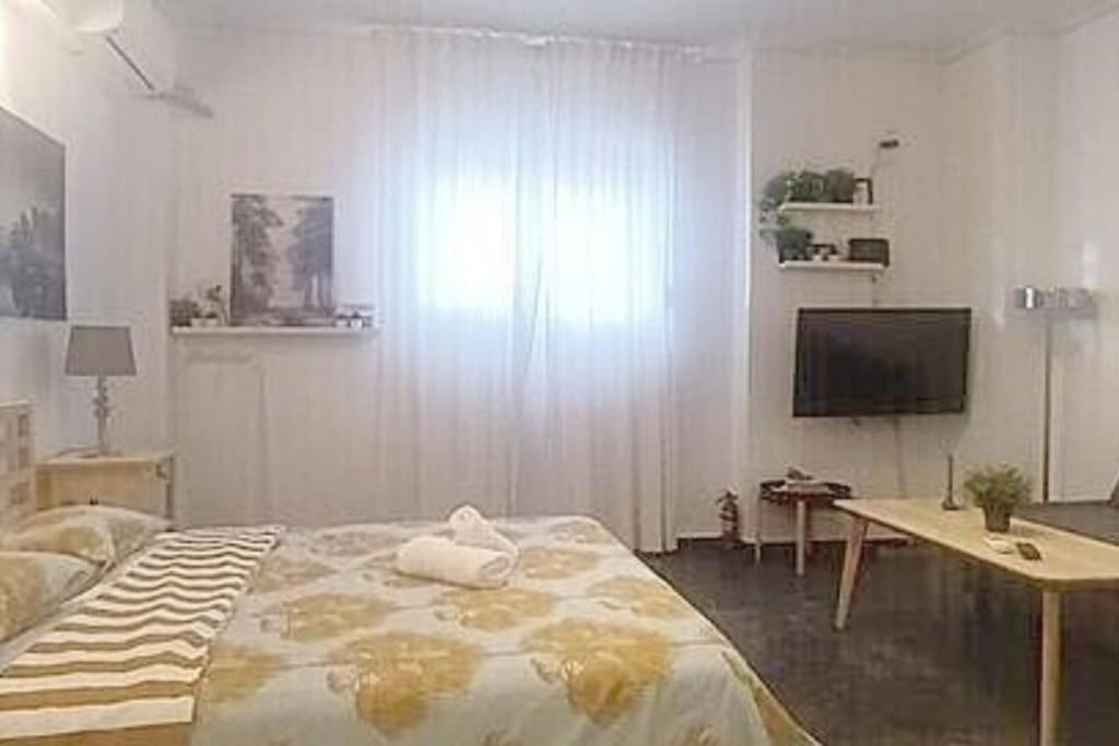 Apartment In Lower Pangrati 650m Evangelismo Metro